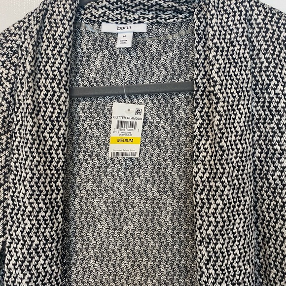 Bar III Black White Pattern Cardigan Sz M - Picture 3 of 4